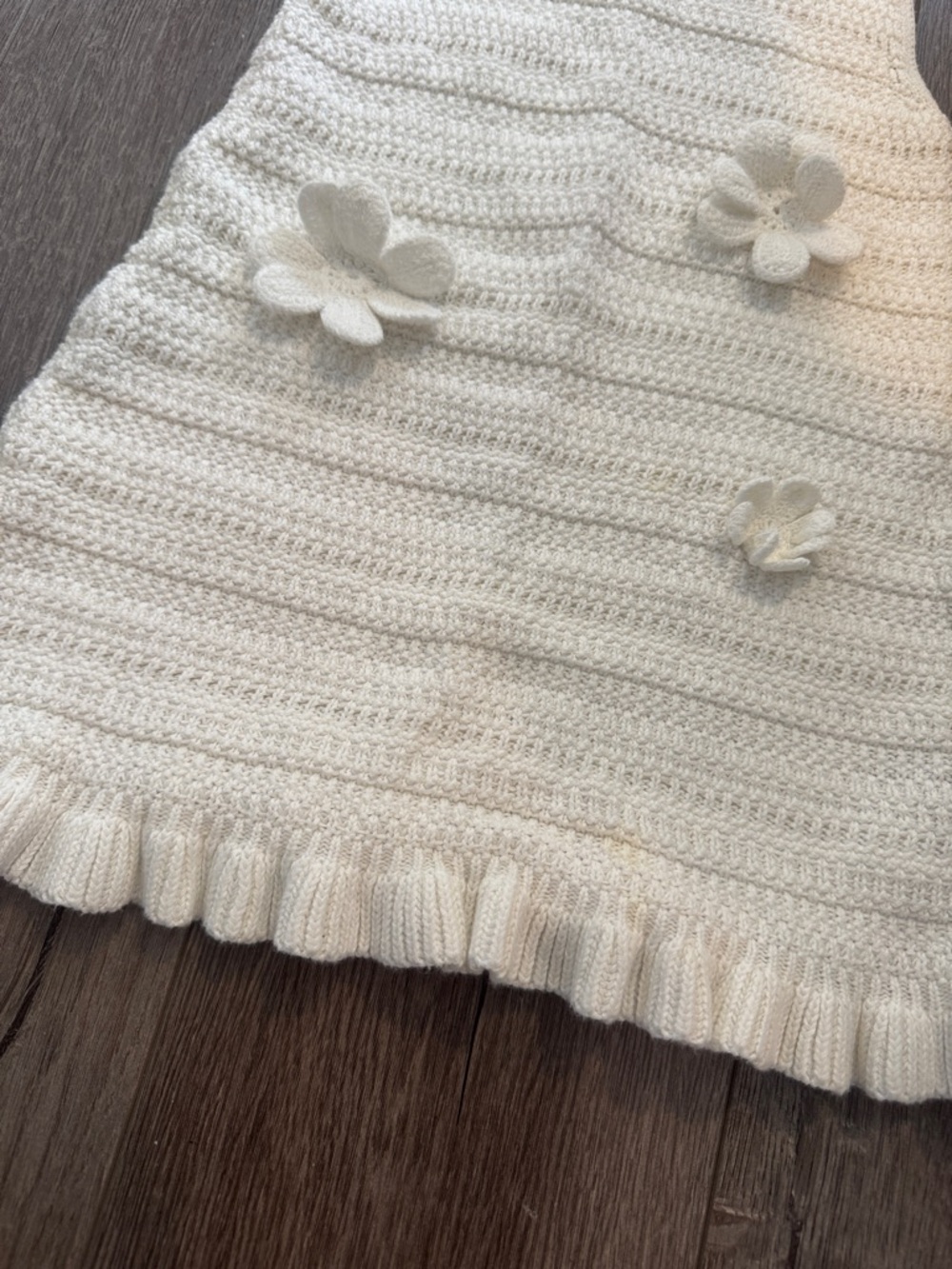 Zara White Knit Flower Appliqué Dress - Picture 5 of 7